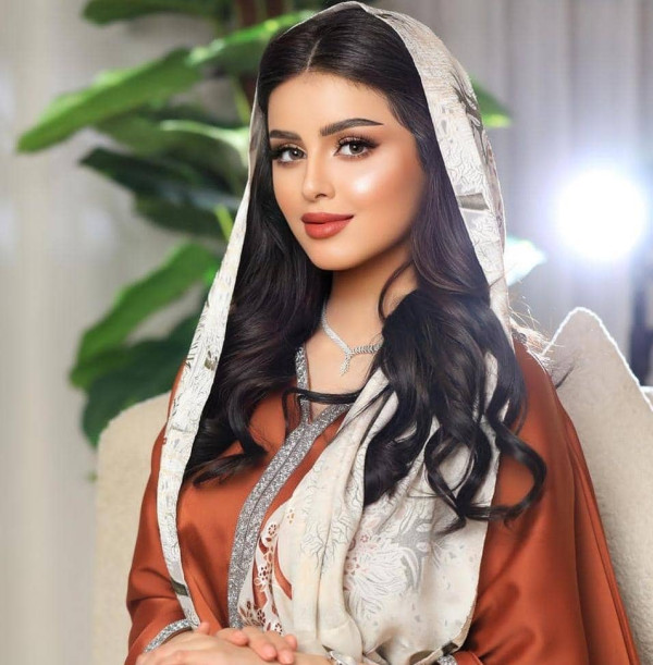 منار القحطاني ويكيبيديا السيرة الذاتية
